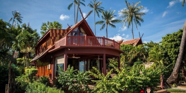 Beachfront 3 Bedroom Villa in Bang Por Koh for sale