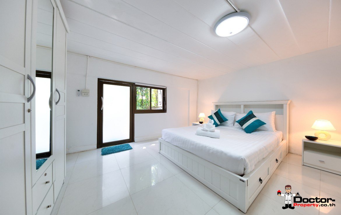 Beachside 5-Bedroom Sea View Villa - Bang Rak - Koh Samui - for sale