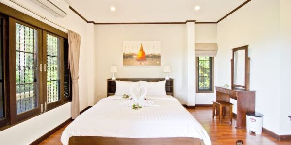 A Lovely 4 Bedroom Villa For Sale In Chaweng Now - Koh Samui