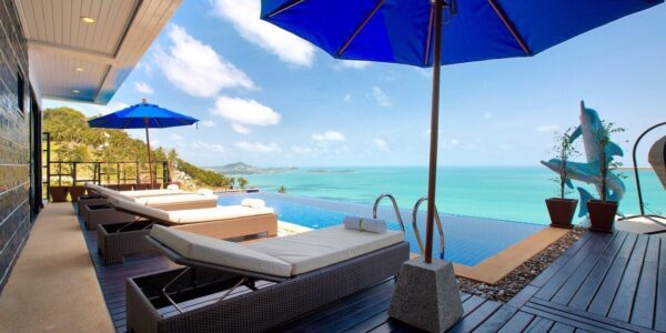 9 Bedroom Pool Villa with Sea View In Chaweng Noi - Koh Samui - For Sale
