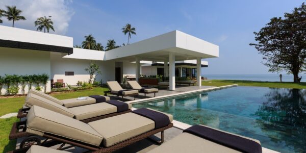 7 Bedroom Luxury Beachfront Villa - Laem Sor, Koh Samui - For Sale