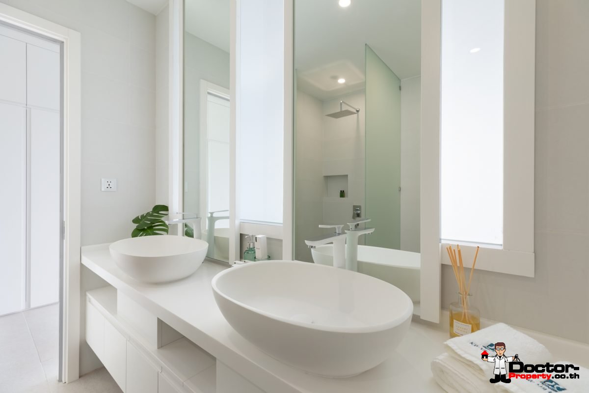 New 4 Bedroom Villa with Sea View in Bang Por - Koh Samui - For Sale