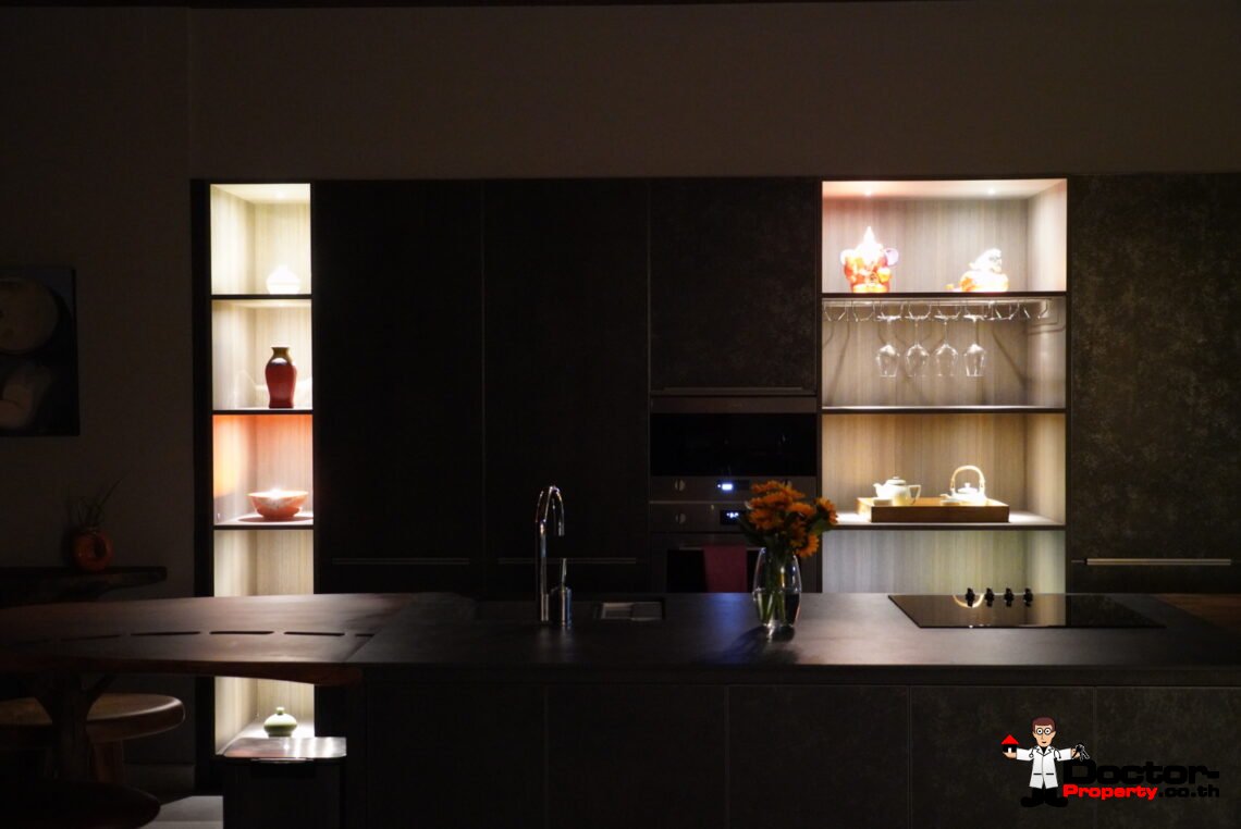 5 Bedroom Beachfront Villa – Na Mueang, Koh Samui – For Sale