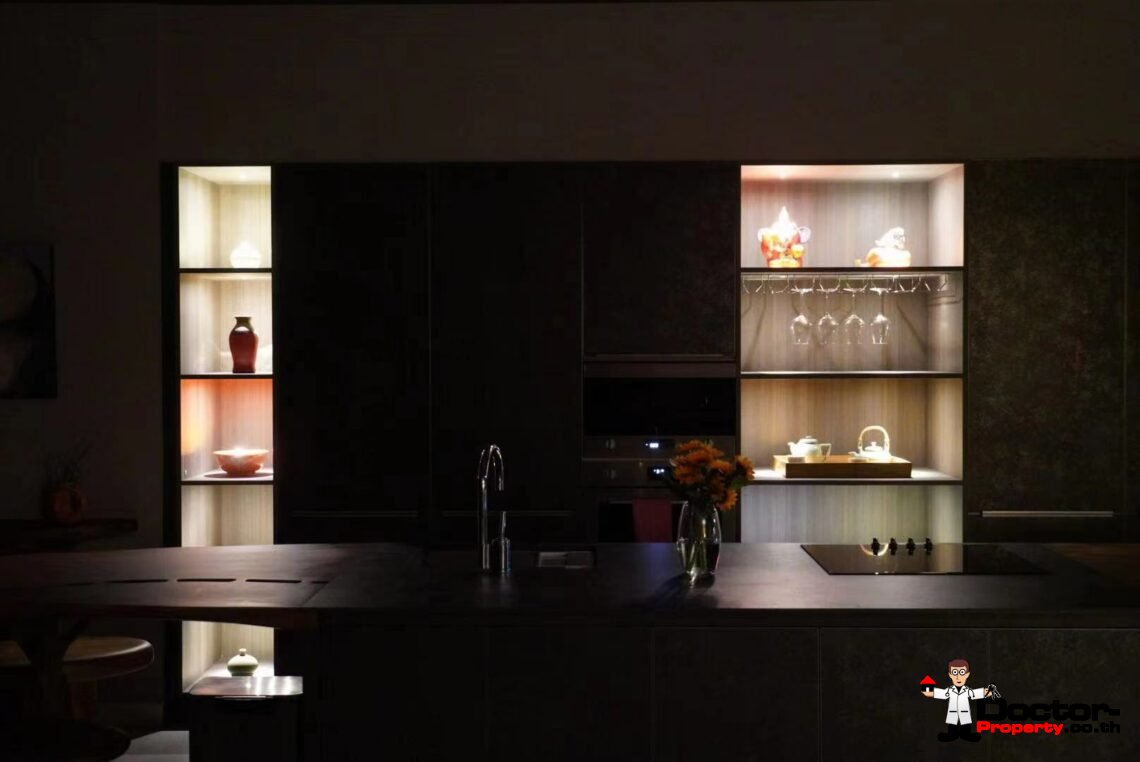 5 Bedroom Beachfront Villa – Na Mueang, Koh Samui – For Sale