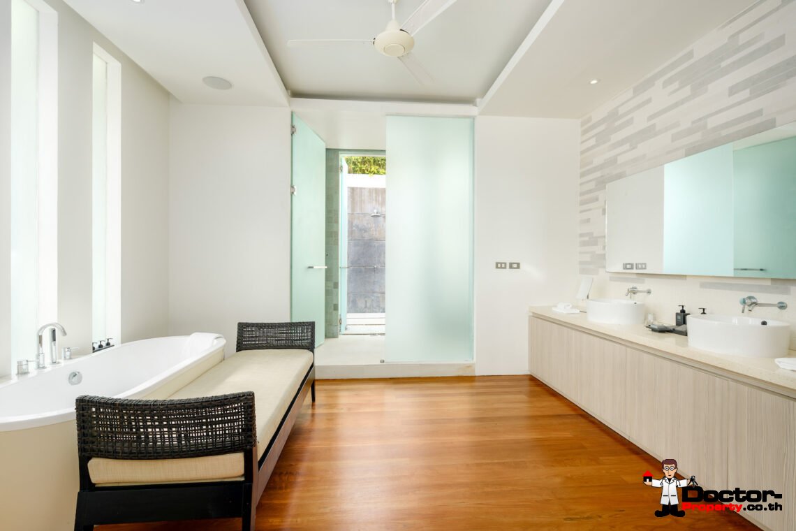 5 Bedroom Luxury Villa – Choeng Mon, Koh Samui – For Sale