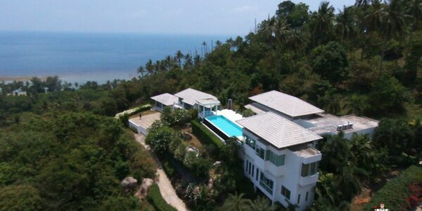 A Luxury 5 Bedroom Pool Villa in Laem Set, Koh Samui - For Sale