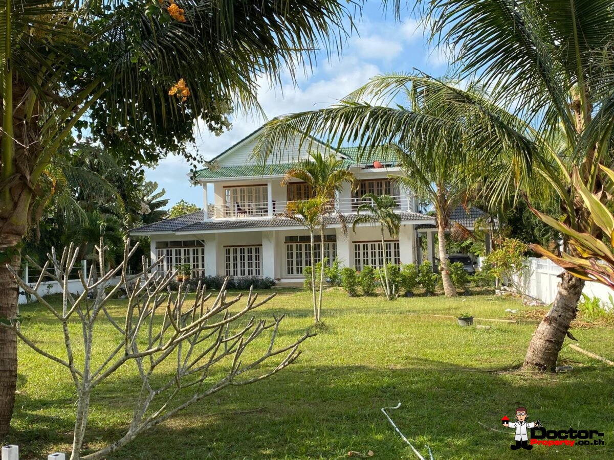 4 Bedroom Pool villa in A Peaceful Area - Na Mueang, Koh Samui - For Sale