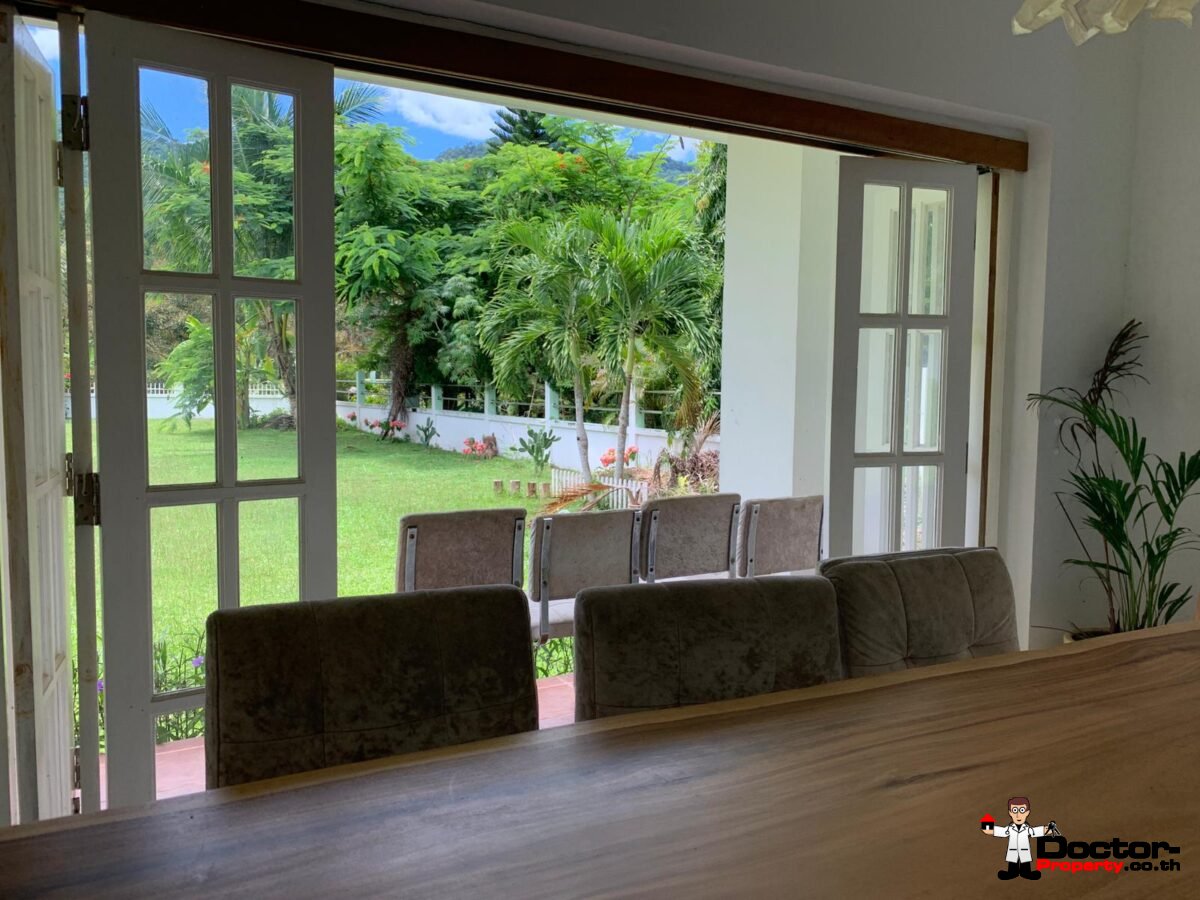 4 Bedroom Pool villa in A Peaceful Area - Na Mueang, Koh Samui - For Sale