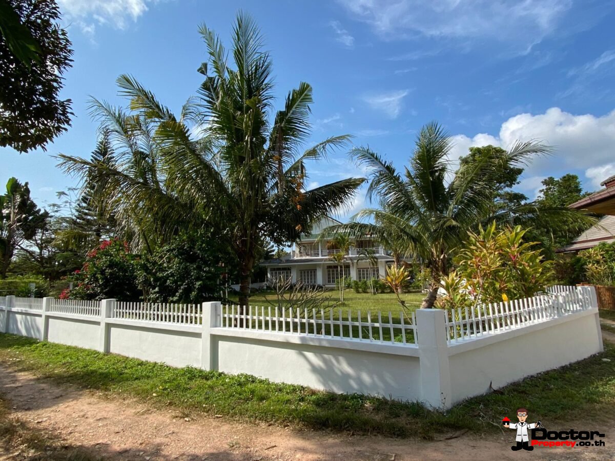 4 Bedroom Pool villa in A Peaceful Area - Na Mueang, Koh Samui - For Sale