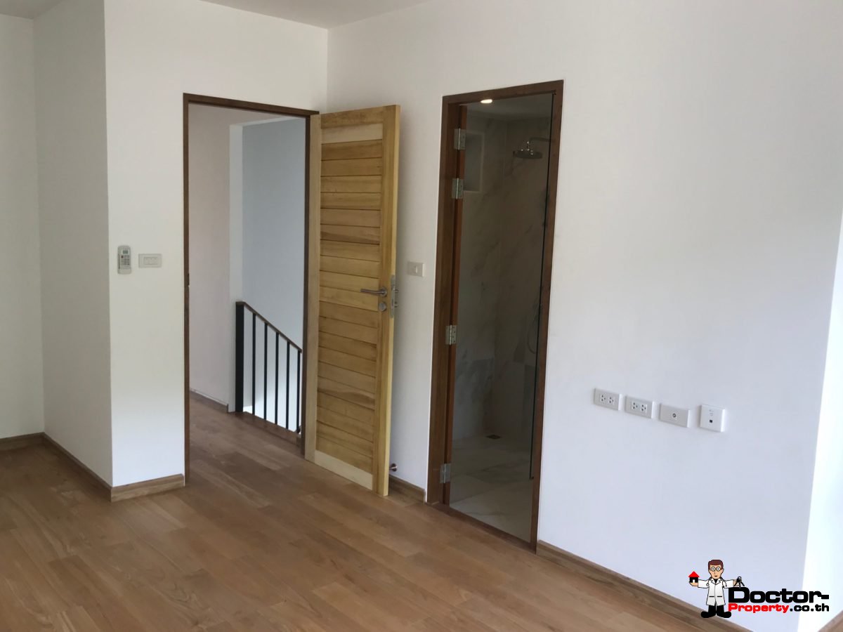 New 3 Bedroom Townhouse in Gated Community - Chaweng, Koh Samui - For Sale