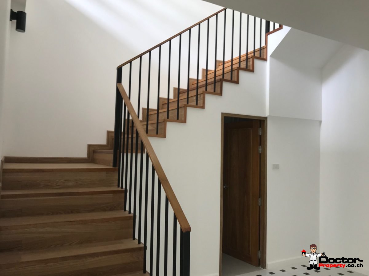 New 3 Bedroom Townhouse in Gated Community - Chaweng, Koh Samui - For Sale