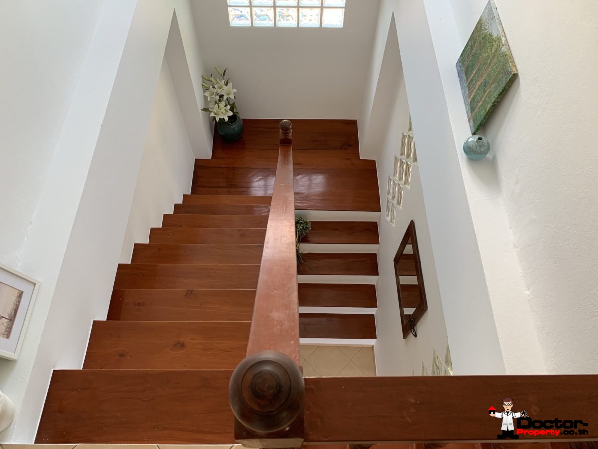 2 Bedroom House with A Pool - Bang Rak, Koh Samui - For Sale