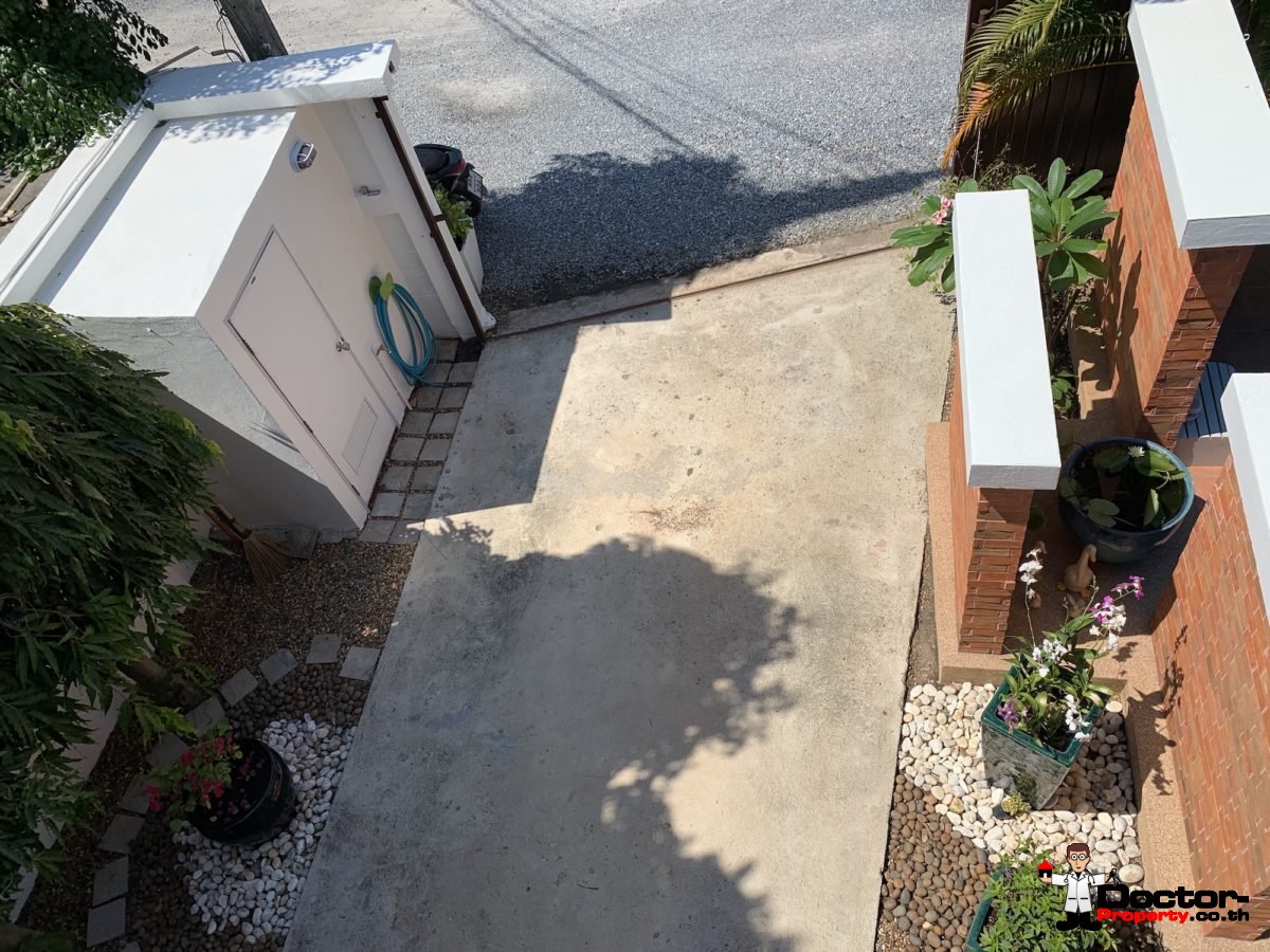 2 Bedroom House with A Pool - Bang Rak, Koh Samui - For Sale