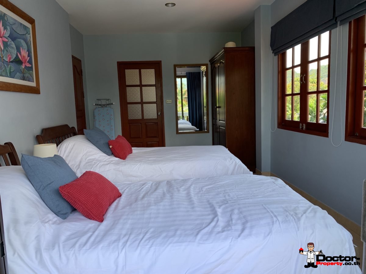 2 Bedroom House with A Pool - Bang Rak, Koh Samui - For Sale