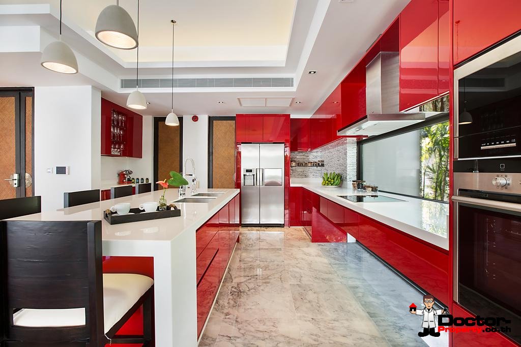 5 Bedroom Pool Villa next to the Beach - Hua Thanon, Koh Samui - For Sale