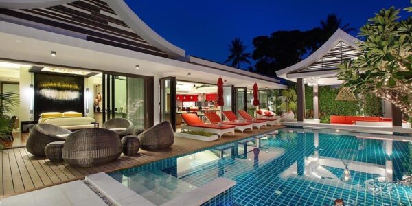 5 Bedroom Pool Villa next to the Beach - Hua Thanon, Koh Samui - For Sale