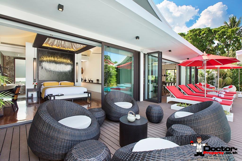 5 Bedroom Pool Villa next to the Beach - Hua Thanon, Koh Samui - For Sale