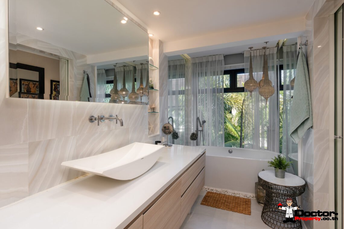 4 Bedroom Pool Villa – Thong Krut – Koh Samui – for sale