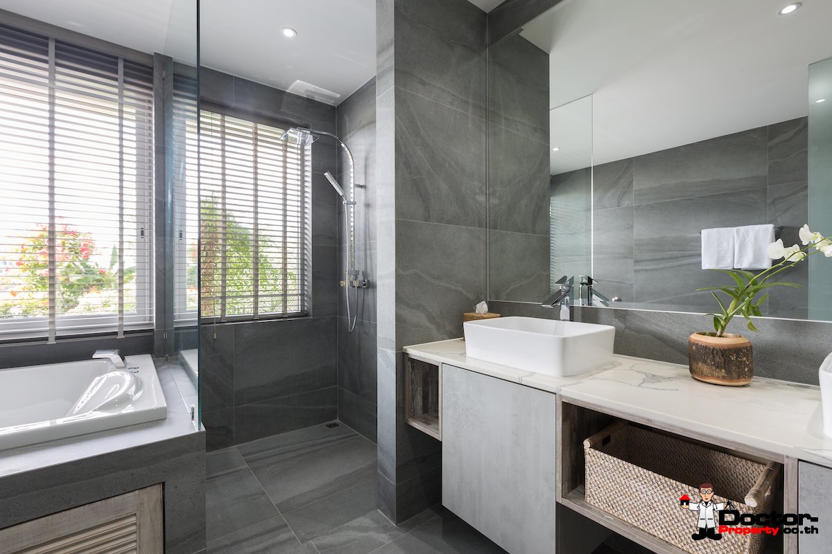 Luxury Beachfront 5 Bedroom Pool Villa - Plai Laem, Koh Samui - For Sale