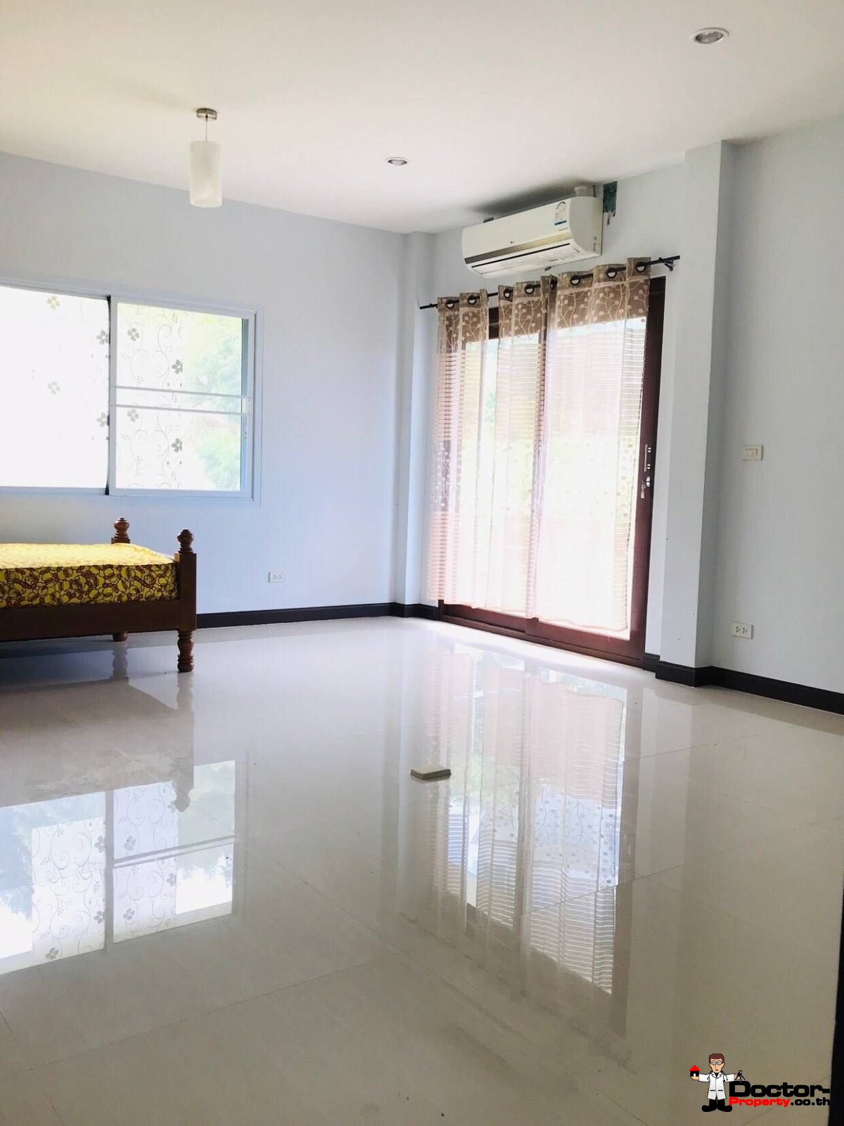 6 Bedroom Sea View Villa in Plai Laem, Koh Samui - For Sale