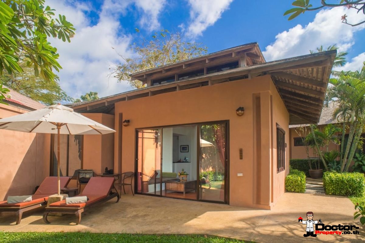 Beachfront Hotel in Bang Rak, Koh Samui - For Sale