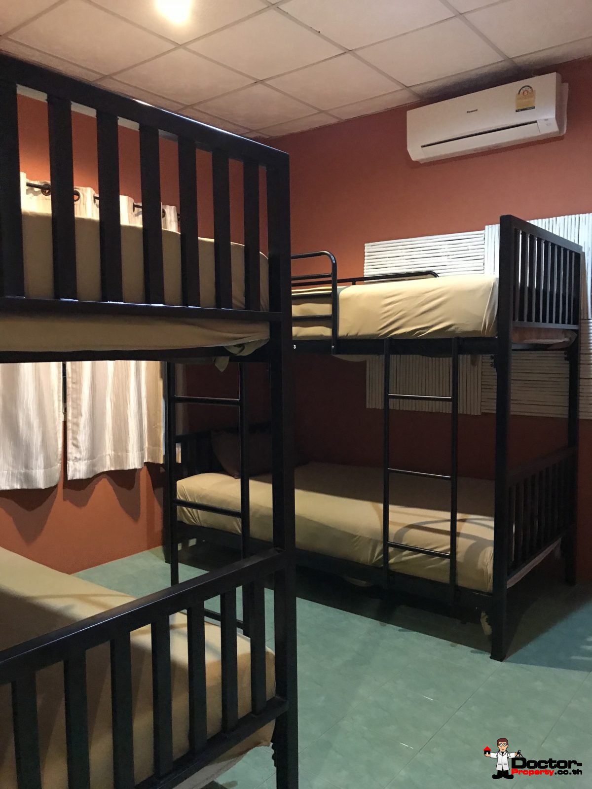 38 Bed Beachfront Hostel - Lamai, Koh Samui - For Sale