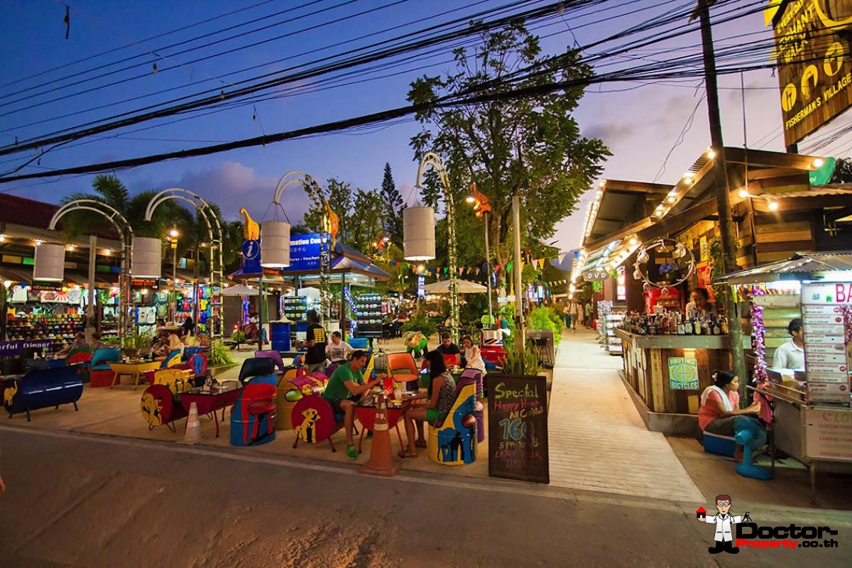 Fishermans Village Walking Street