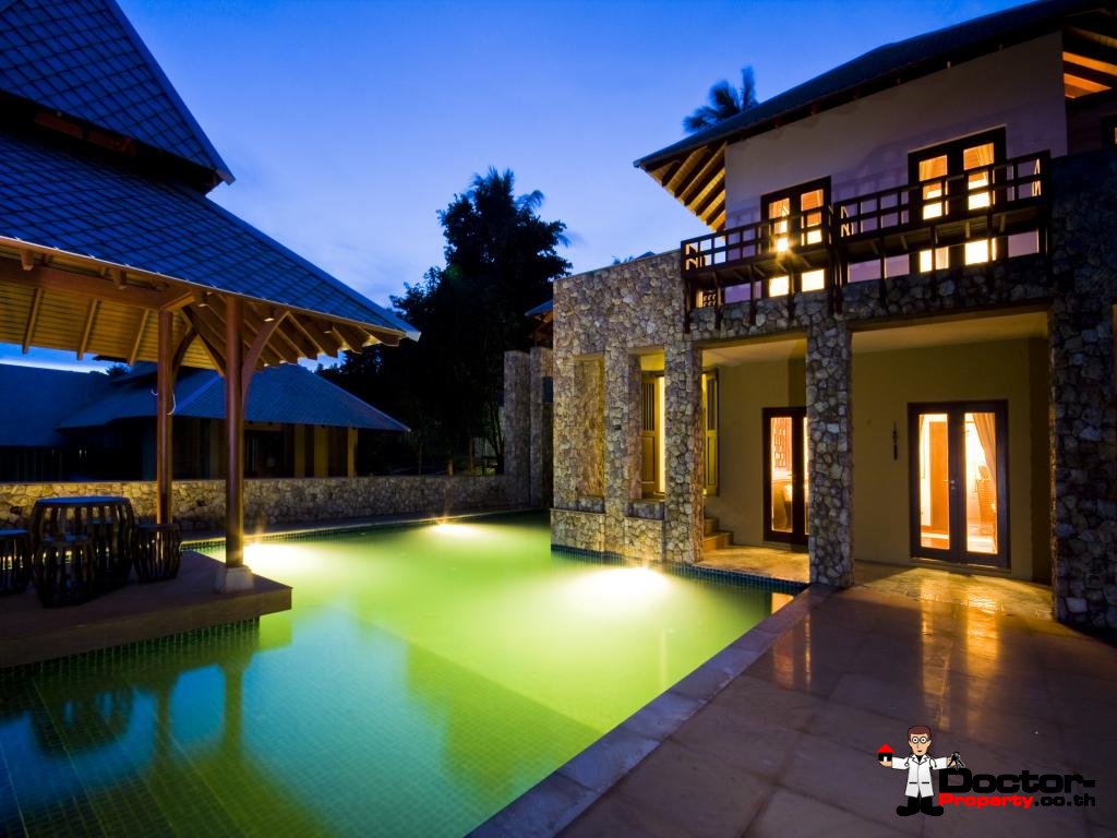 Samui Beachfront Resort with 15 Bedrooms - Choeng Mon, Koh Samui - For Sale