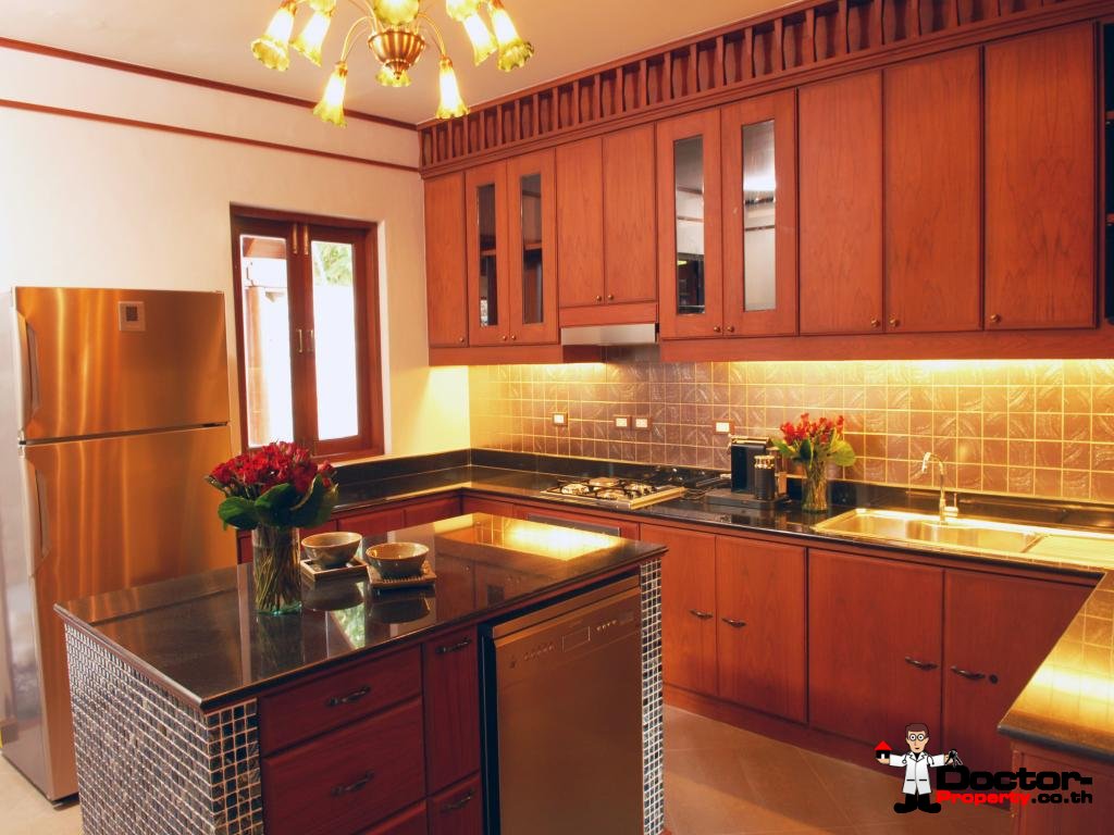 Samui Beachfront Resort with 15 Bedrooms - Choeng Mon, Koh Samui - For Sale