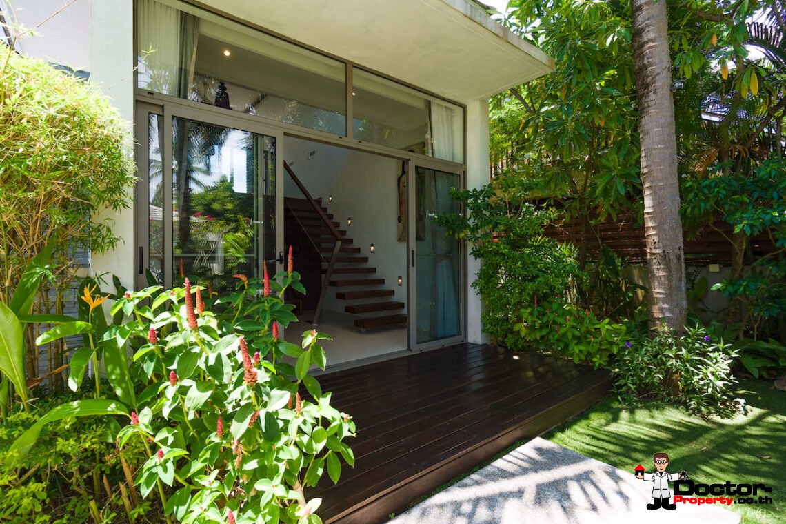 8 Bedroom Beachfront Villa – Lipa Noi, Koh Samui – For Sale