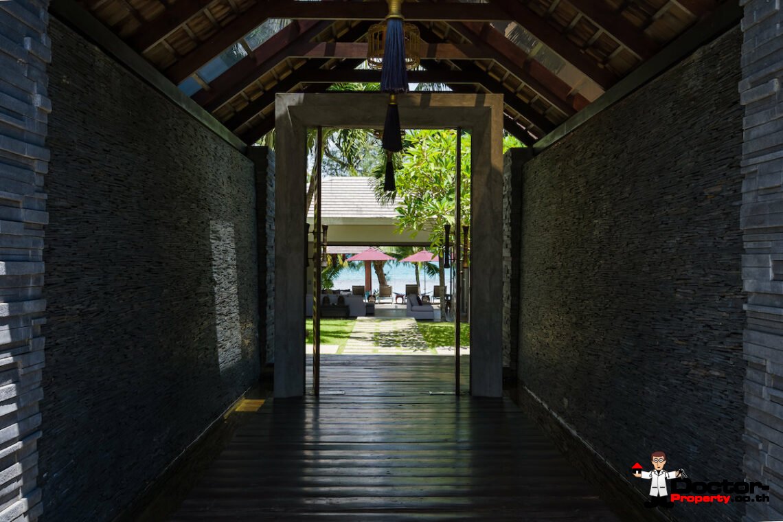 8 Bedroom Beachfront Villa – Lipa Noi, Koh Samui – For Sale