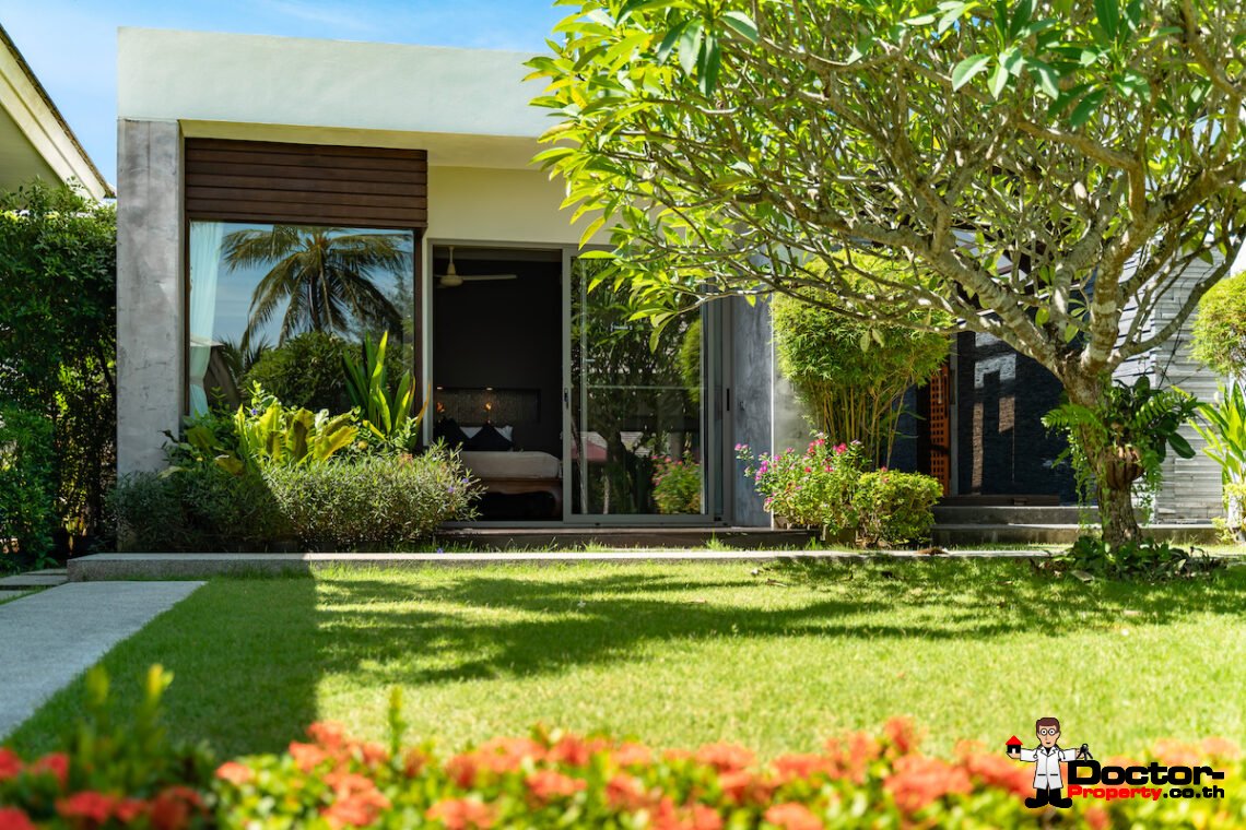 8 Bedroom Beachfront Villa – Lipa Noi, Koh Samui – For Sale