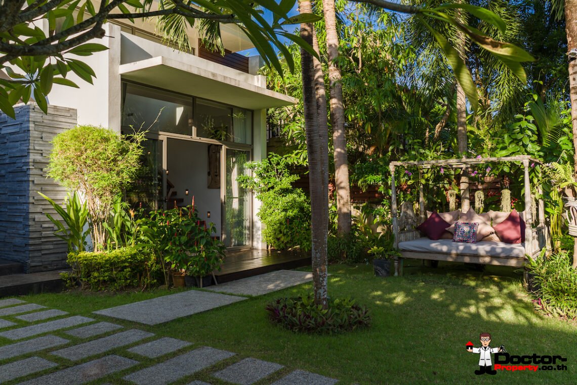 8 Bedroom Beachfront Villa – Lipa Noi, Koh Samui – For Sale