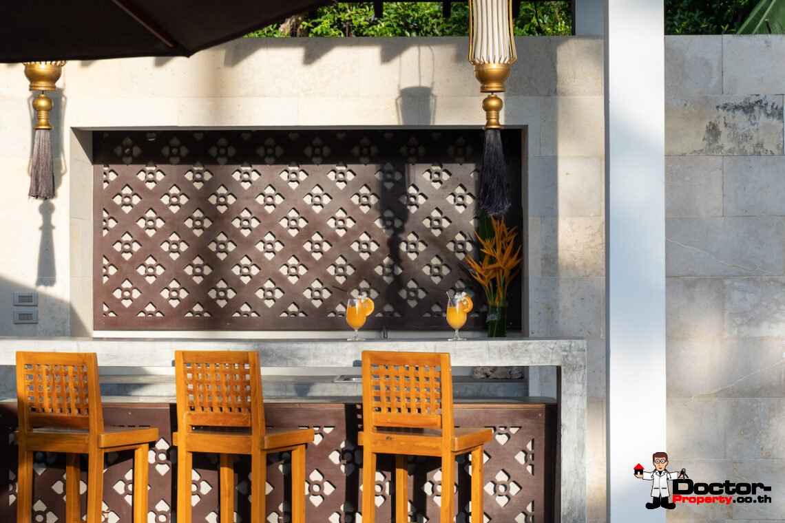 8 Bedroom Beachfront Villa – Lipa Noi, Koh Samui – For Sale