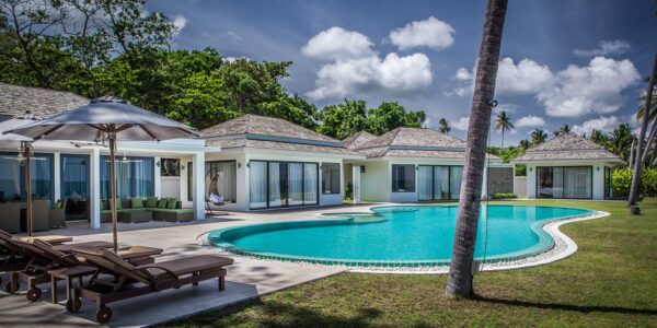 4 Bedroom Beachfront Villa - Laem Sor - Koh Samui - for sale