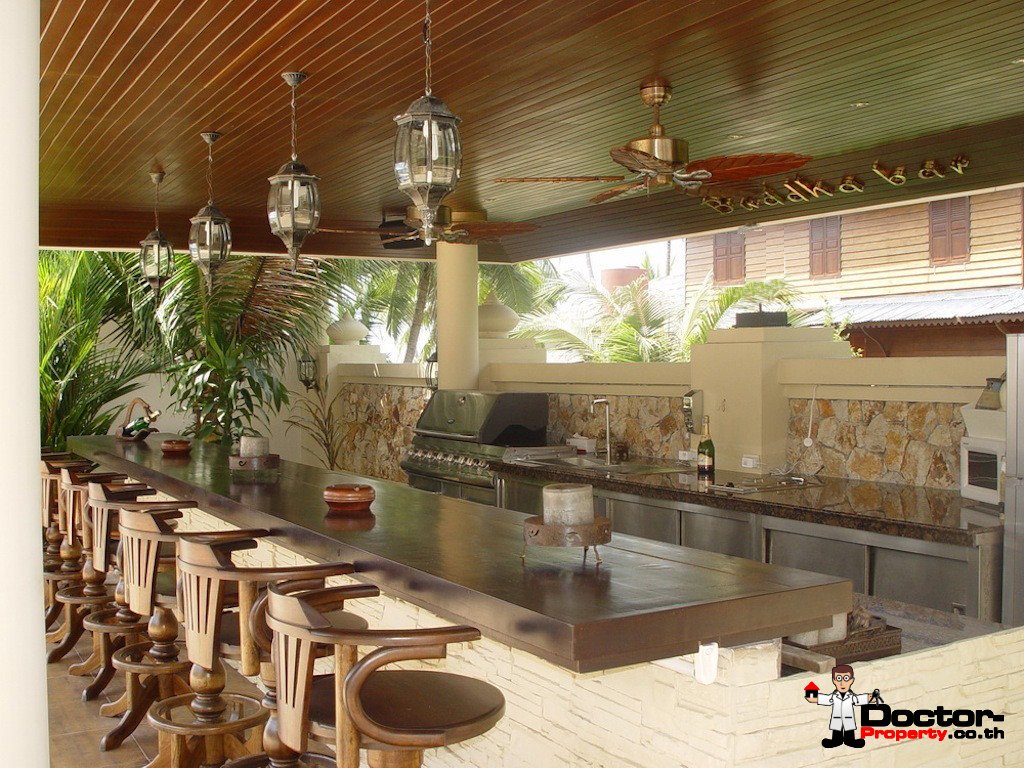 Beachfront 7 Bedroom Villa + 3 Guest Villas + Apartments - Taling Ngam - Koh Samui for sale