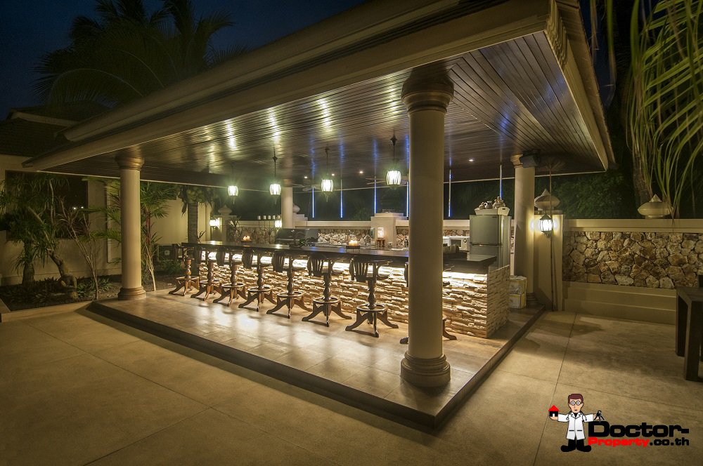 Beachfront 7 Bedroom Villa + 3 Guest Villas + Apartments - Taling Ngam - Koh Samui for sale