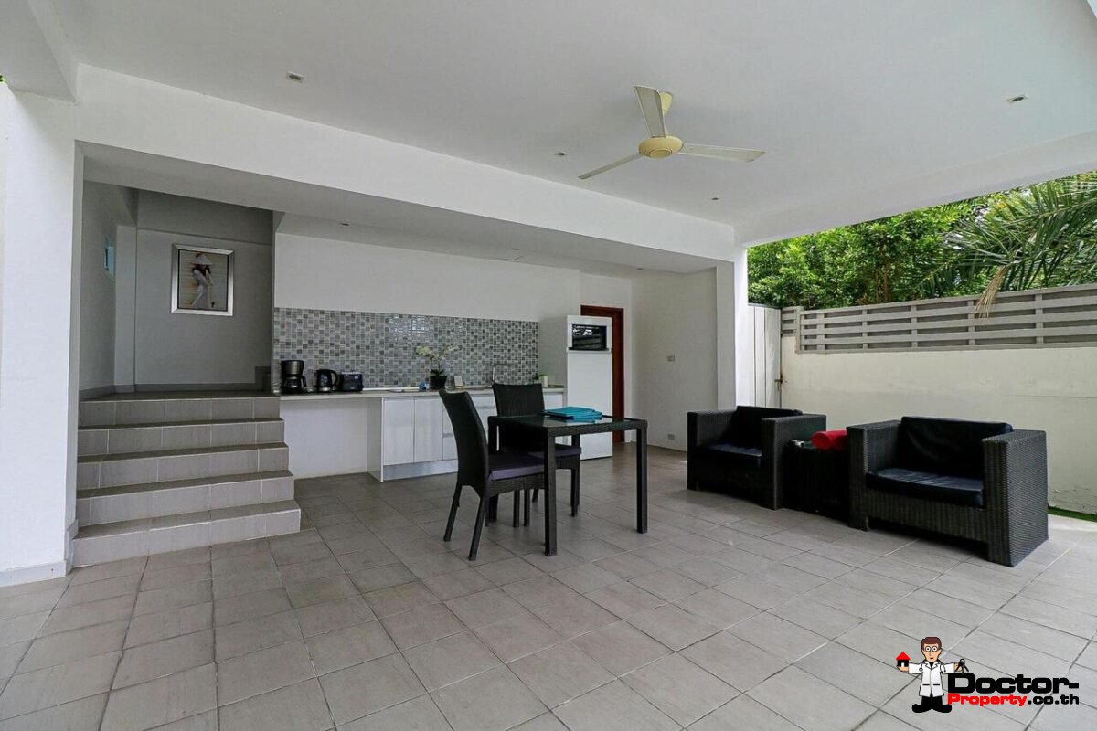 A Boutique Resort with 15 Private Villas - Choeng Mon, Koh Samui - For Sale