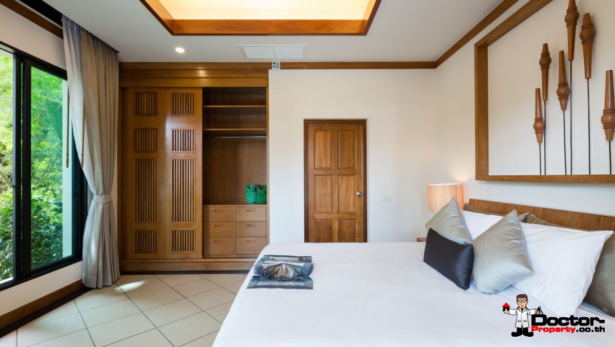 3 Bedroom Thai Balinese Style Villas - Nai Harn - Phuket South - for sale