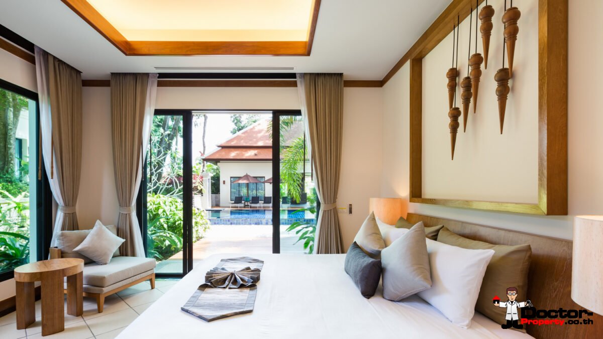 3 Bedroom Thai Balinese Style Villas - Nai Harn - Phuket South - for sale