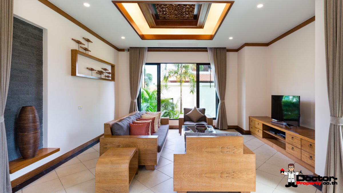 3 Bedroom Thai Balinese Style Villas - Nai Harn - Phuket South - for sale