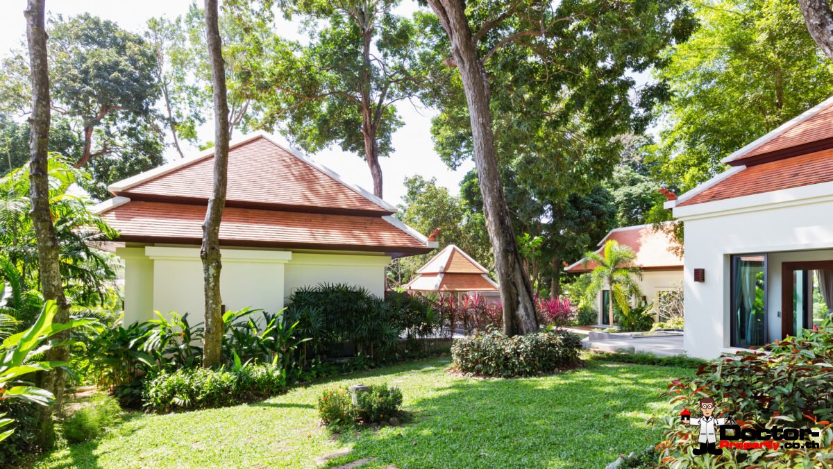 3 Bedroom Thai Balinese Style Villas - Nai Harn - Phuket South - for sale