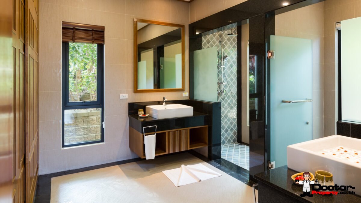 3 Bedroom Thai Balinese Style Villas - Nai Harn - Phuket South - for sale