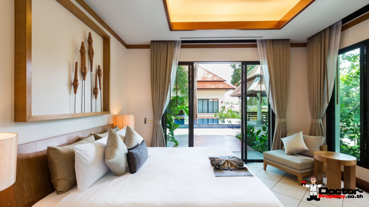 3 Bedroom Thai Balinese Style Villas - Nai Harn - Phuket South - for sale
