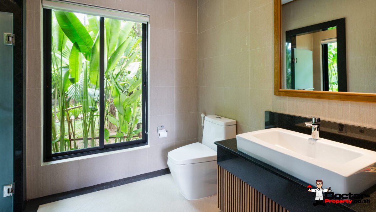 3 Bedroom Thai Balinese Style Villas - Nai Harn - Phuket South - for sale