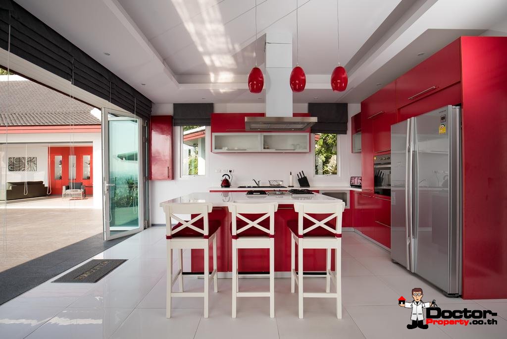 Breathtaking Sea Views 5 Bedroom Luxury Pool Villa – Surin Beach – Phuket – for sale