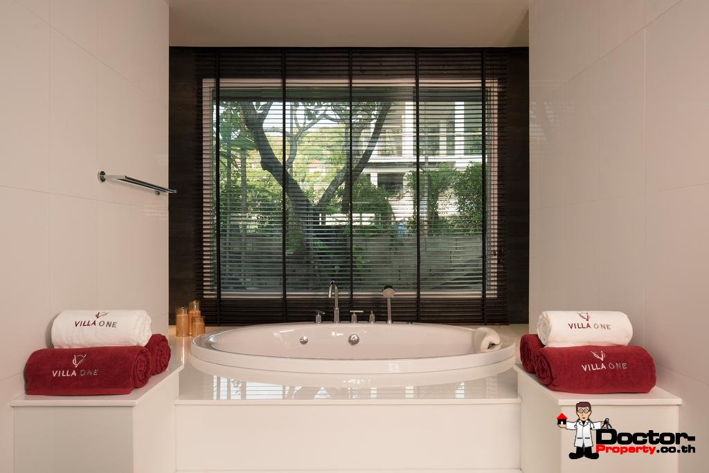 Breathtaking Sea Views 5 Bedroom Luxury Pool Villa - Surin Beach - Phuket - for sale