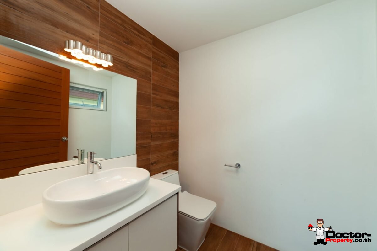 Refurbished 4 Bed Pool Villa with Seaview – Bang Por, Koh Samui – For Sale