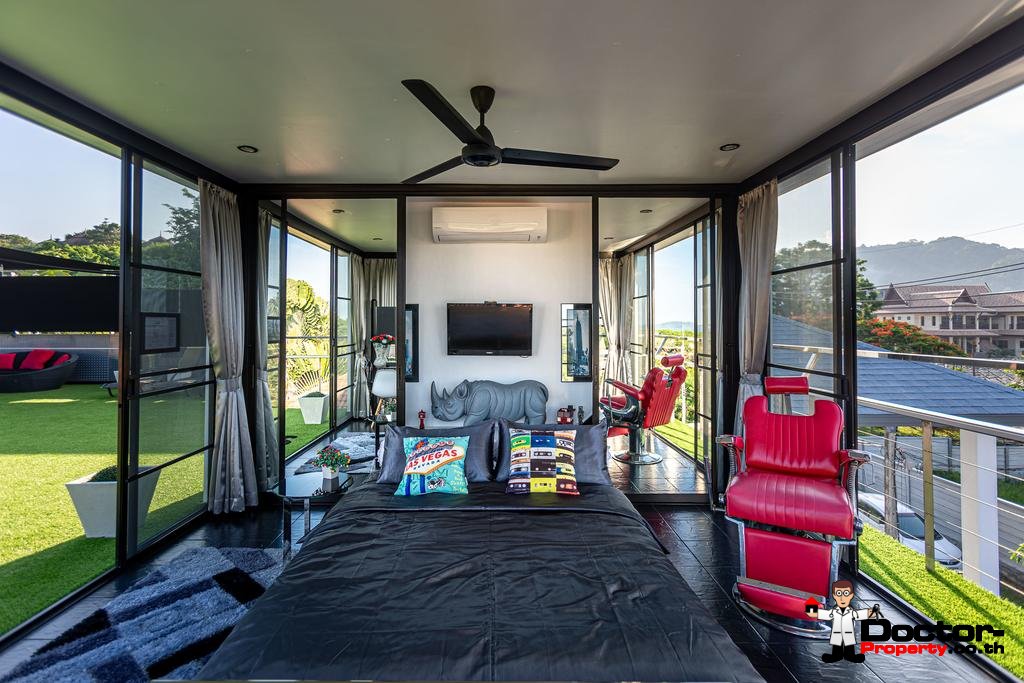 Modern Luxury 7 Bedroom House with Hotel License - Sai Yuan, Rawai Beach - Phuket South - for sale