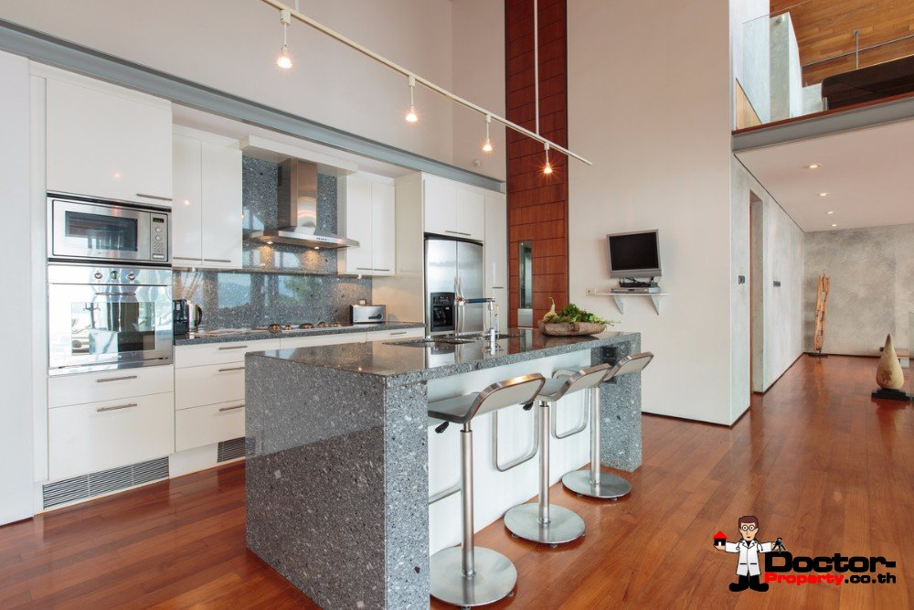 Stunning 5 Bedroom Oceanfront Hale Malia Villa – Kamala Beach – Phuket West – for sale